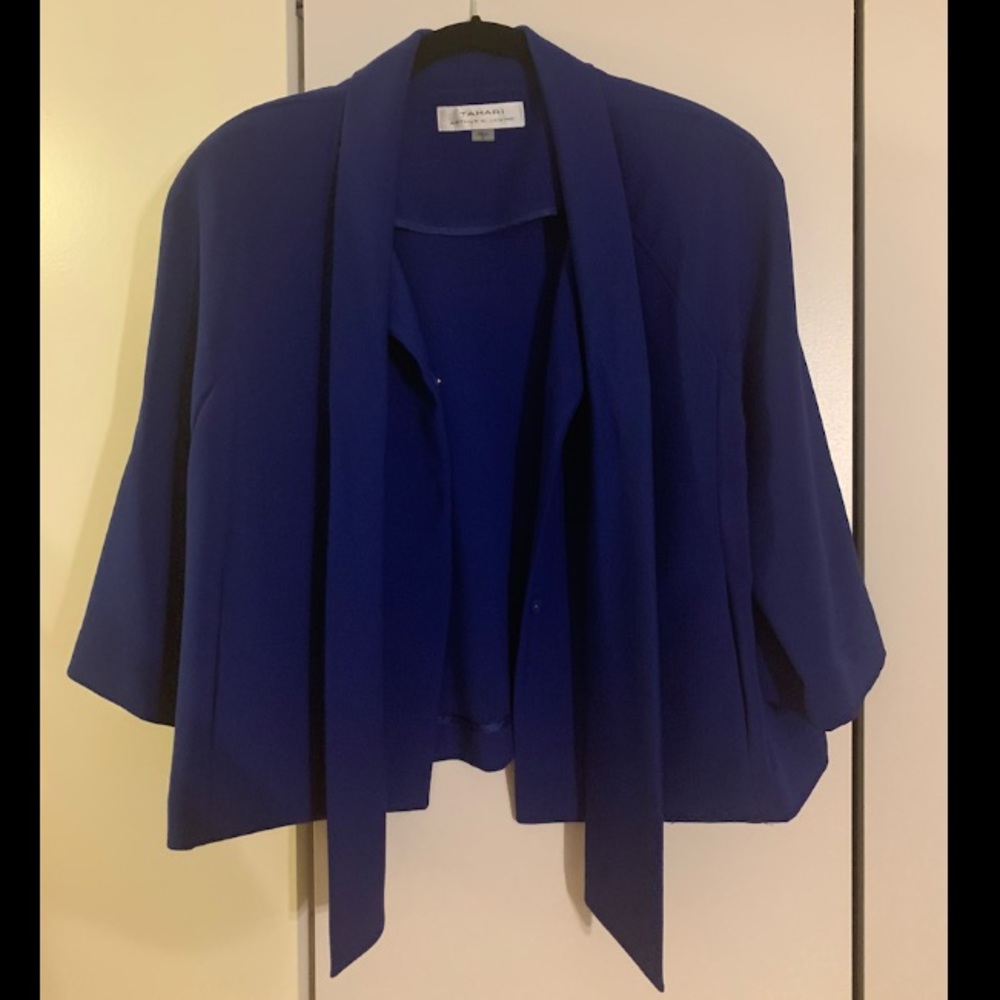 Tahari Blazer